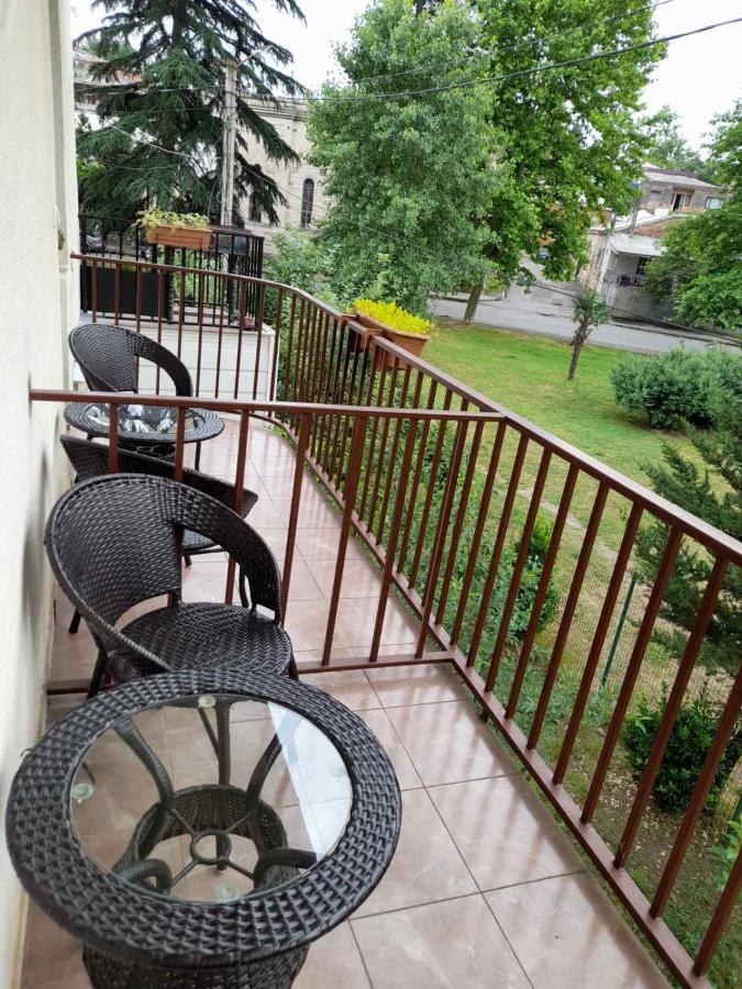 Anseza Hotel Kutaisi Ngoại thất bức ảnh