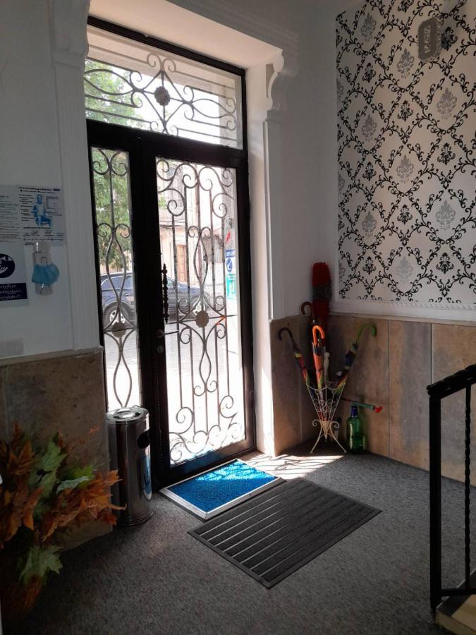 Anseza Hotel Kutaisi Ngoại thất bức ảnh