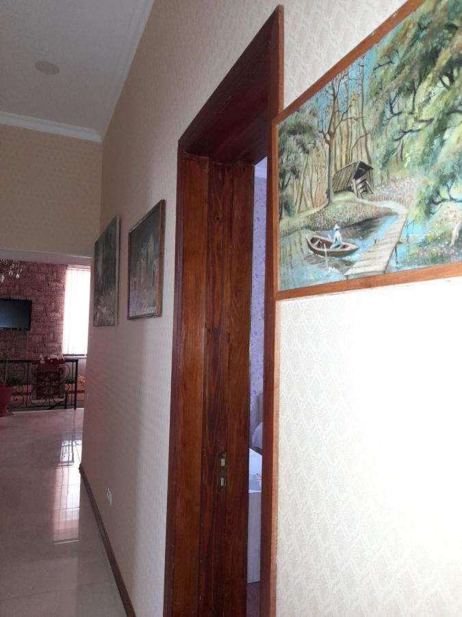 Anseza Hotel Kutaisi Ngoại thất bức ảnh