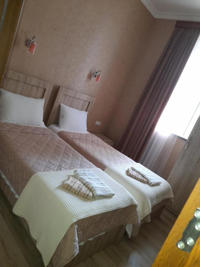 Anseza Hotel Kutaisi Ngoại thất bức ảnh