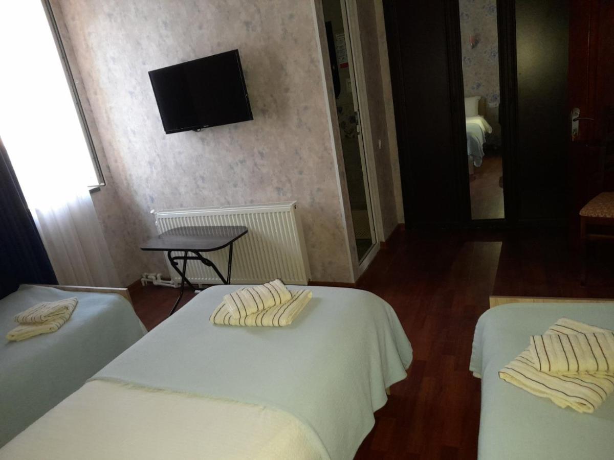 Anseza Hotel Kutaisi Ngoại thất bức ảnh
