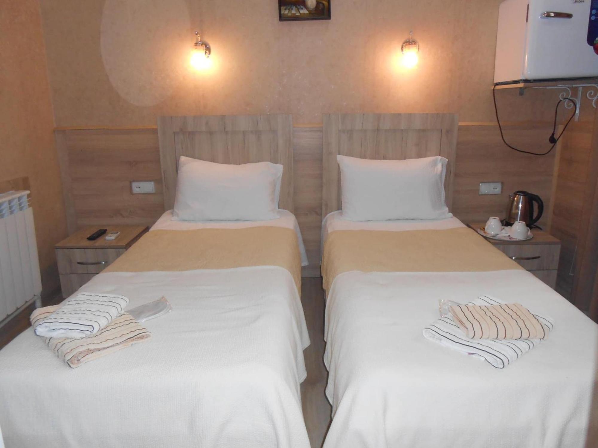 Anseza Hotel Kutaisi Phòng bức ảnh