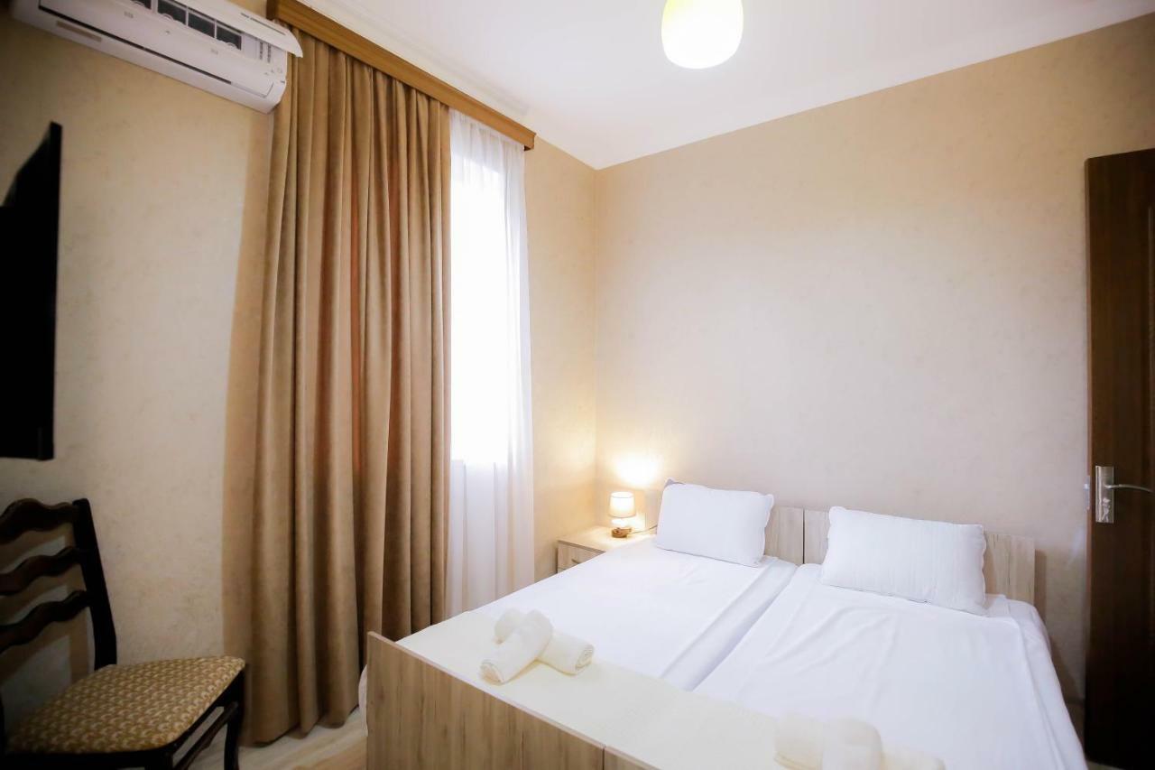Anseza Hotel Kutaisi Ngoại thất bức ảnh