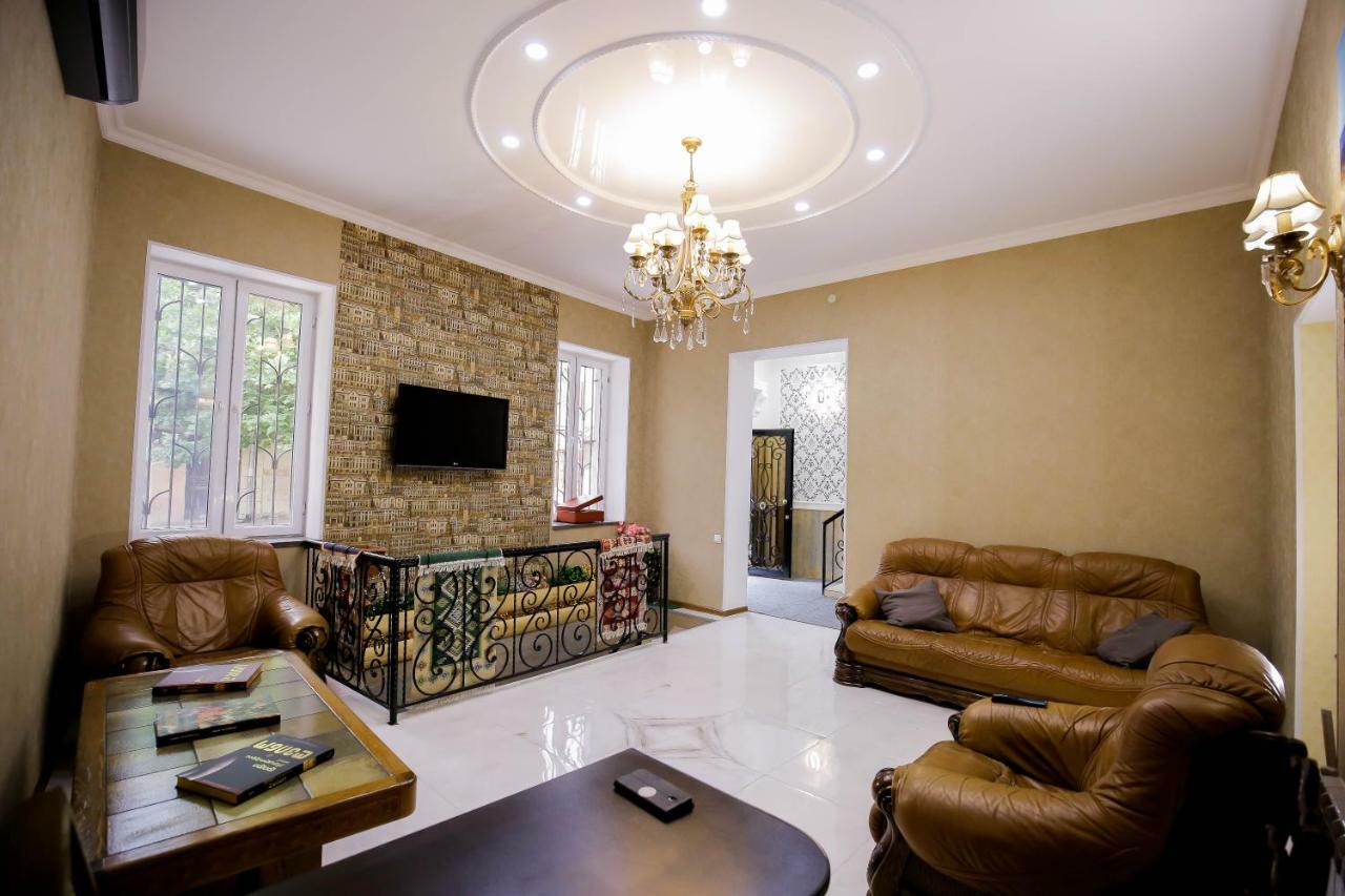 Anseza Hotel Kutaisi Ngoại thất bức ảnh